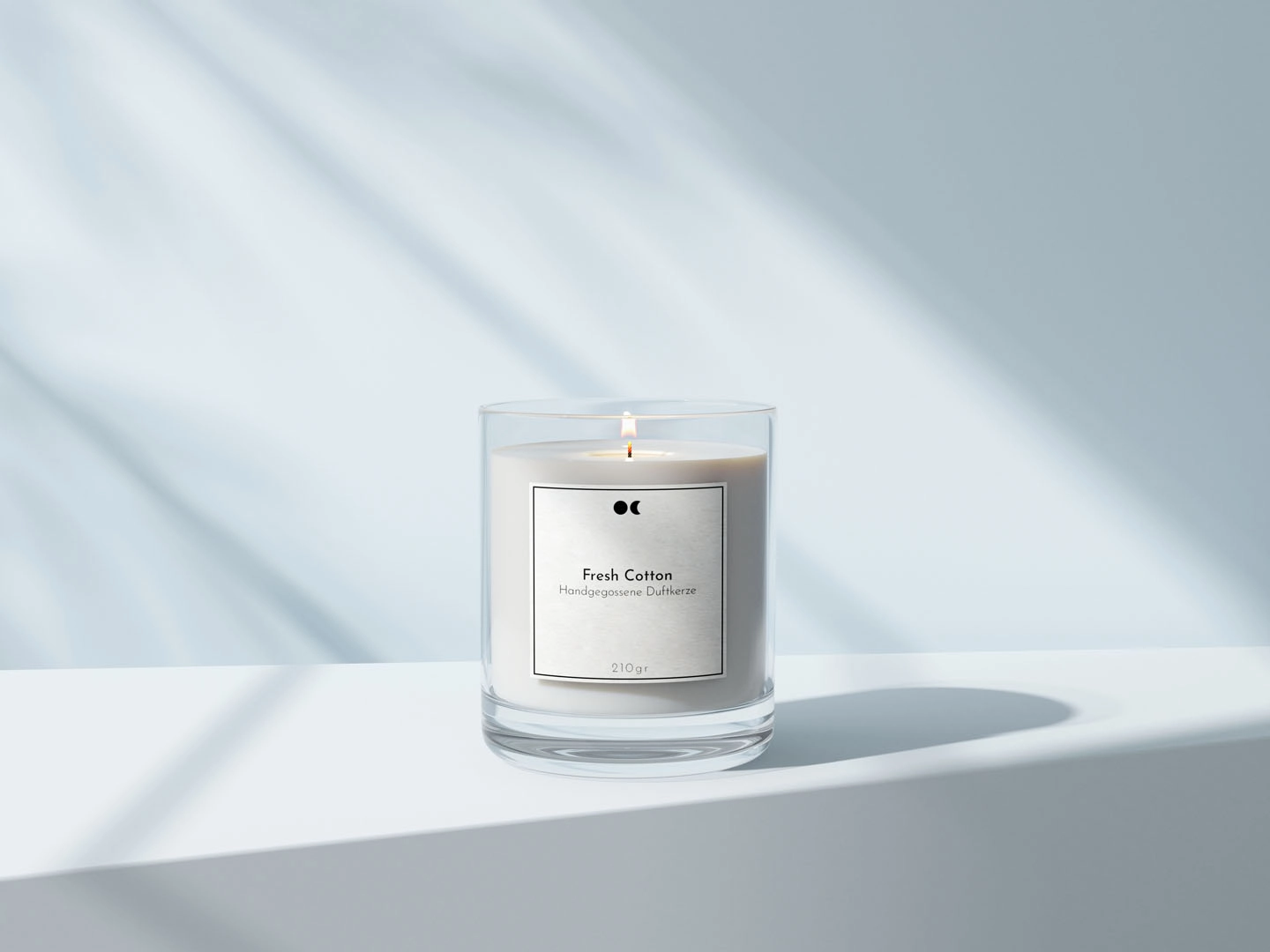 Scented candle in a glass jar - cotton